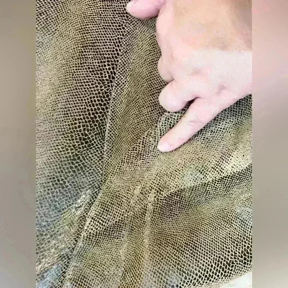 Lord & Taylor Leather Jacket Size M Petite - Picture 8 of 8